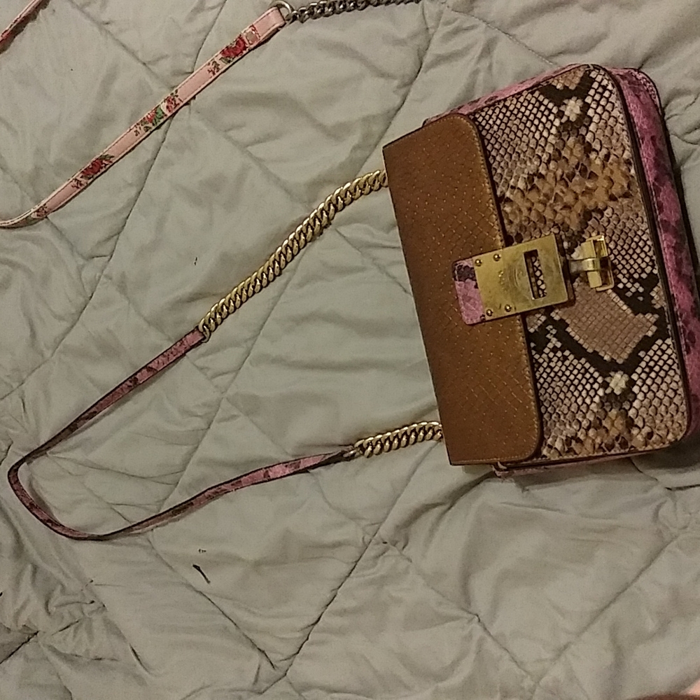 Snake skin purse😍